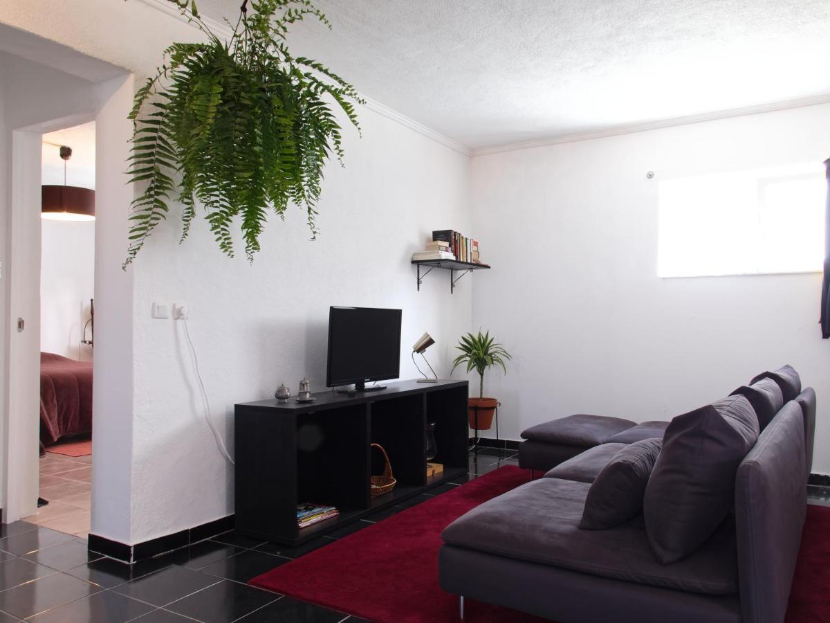 Toca Do Lobo Apartment Charneca  Ngoại thất bức ảnh