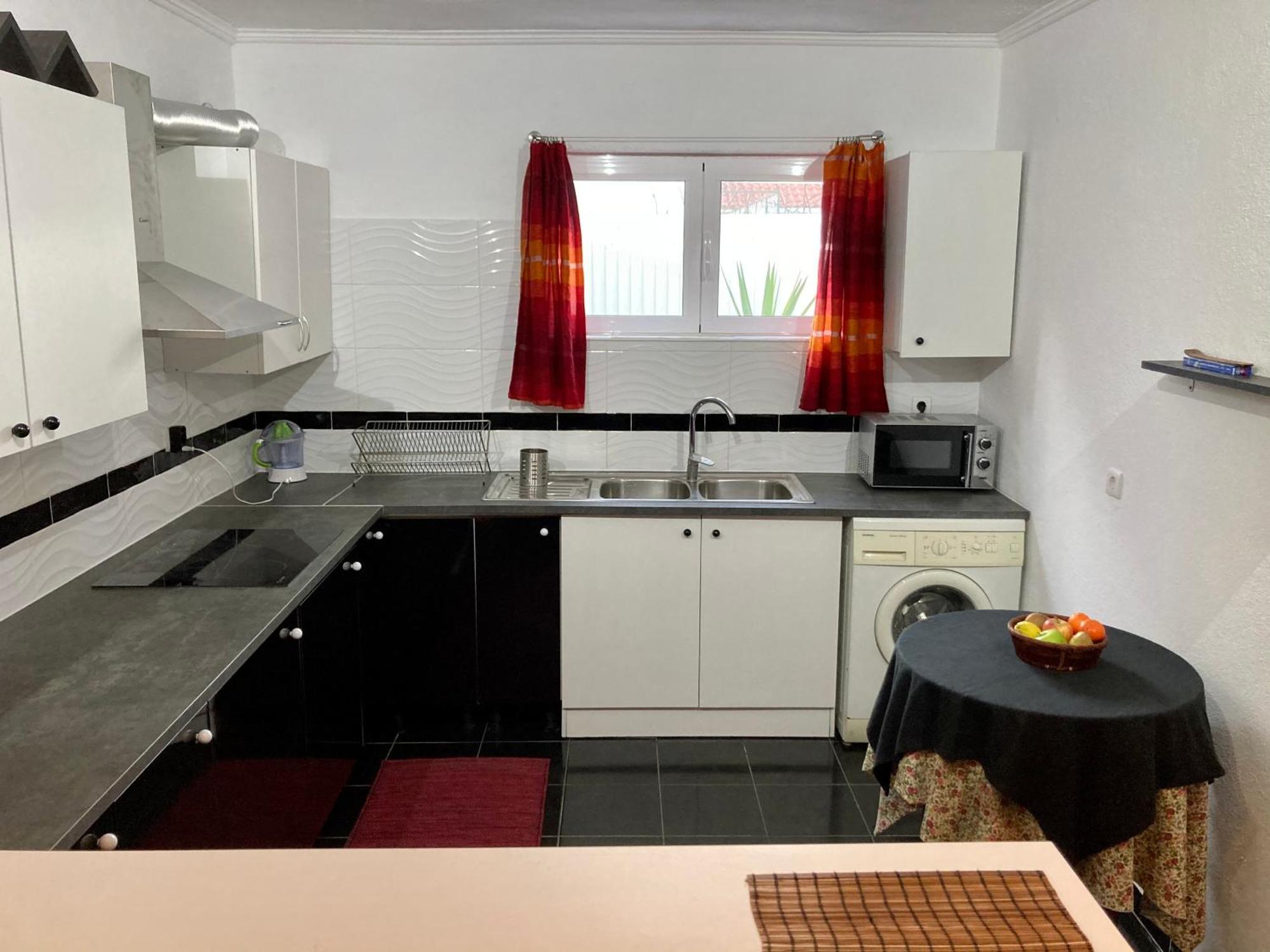 Toca Do Lobo Apartment Charneca  Phòng bức ảnh